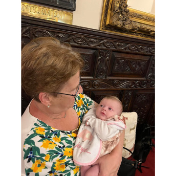 Notice Gallery for Susan AUSTIN