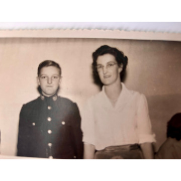 Notice Gallery for Alfred DUDLEY