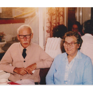 Notice Gallery for LILY GREEN