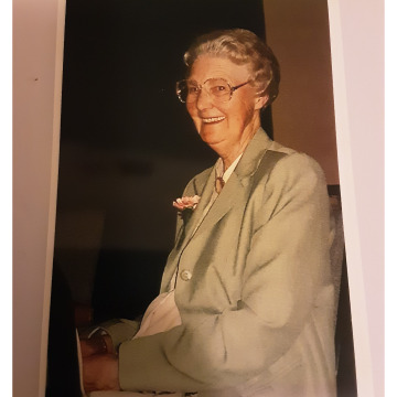 Notice Gallery for NELLIE DOREEN KNILL