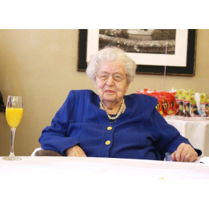 Photo of Vivien Esther Margaret FRANCIS