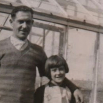 Notice Gallery for Evelyn TURNER