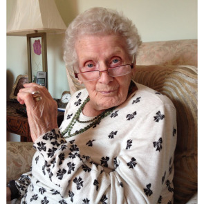 Photo of Janet DEVOY