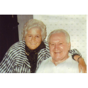 Photo of Elizabeth & Richard HYLAND