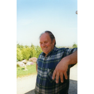 Notice Gallery for Gordon H. HYETT