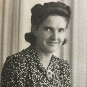 Notice Gallery for Winnie PIERCE