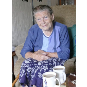 Photo of Joan TAYLOR