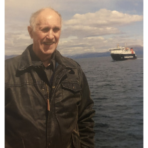 Photo of Russell HUGHES