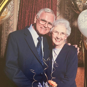 Notice Gallery for Valerie ELSON