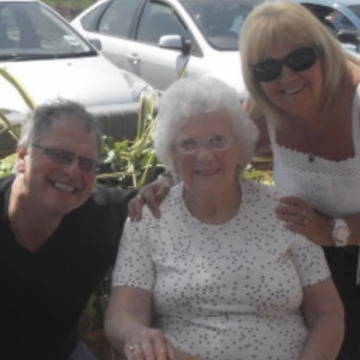 Notice Gallery for Brenda HEWITT