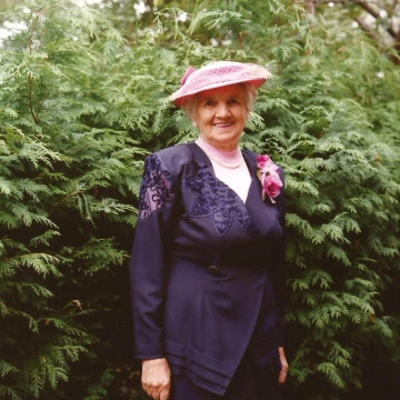 Photo of Ada WALMSLEY (RAYNER)