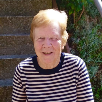 Photo of Pauline Julia HOLWILL