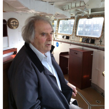 Photo of GEORGE HUNT