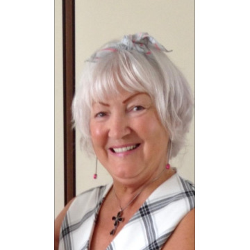 Photo of MAUREEN HAMILTON