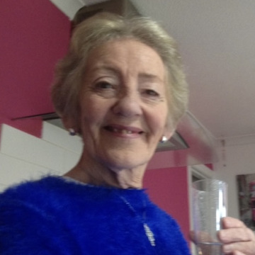 Photo of Elizabeth CARR