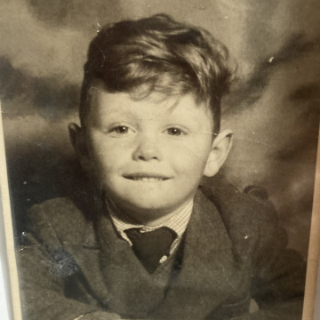 Notice Gallery for John William and Colin Michael BEER