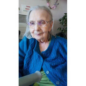 Notice Gallery for Shirley Olive TUCKER