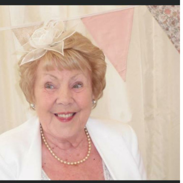 Photo of Sheila THOMPSON
