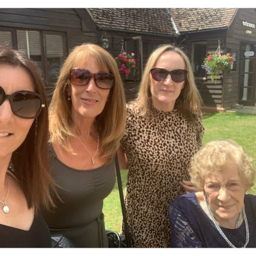 Notice Gallery for Sheila HASTLER