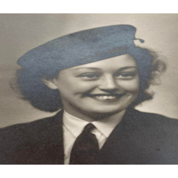 Photo of Joan DENBY-YOUNG