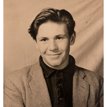 Photo of Barrie GRIFFITHS