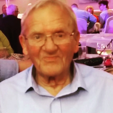 Photo of JAMES EDWARD JOHNSTONE