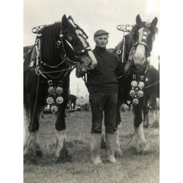 Photo of Dennis MUGFORD