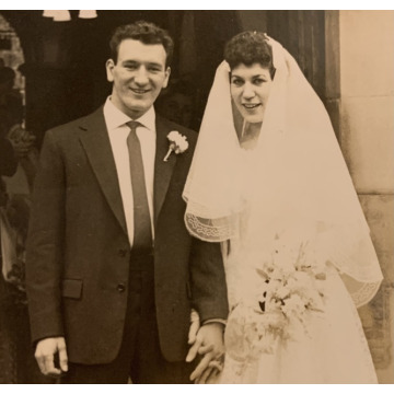 Notice Gallery for Gordon Owen DAVIES