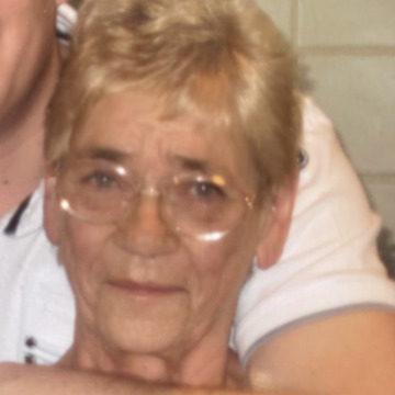 Notice Gallery for Lilly - Evelyn PATTERSON