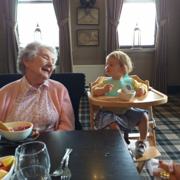 Notice Gallery for Jean Helen McCULLAGH