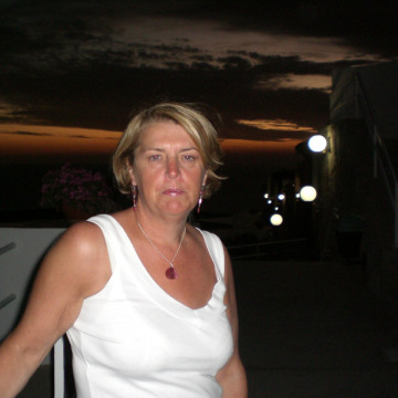 Tribute photo for Linda HAMILTON
