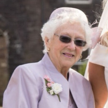 Photo of Judith Maureen THOMAS