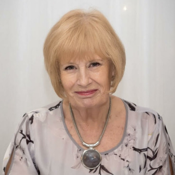 Photo of Tina GRILLS