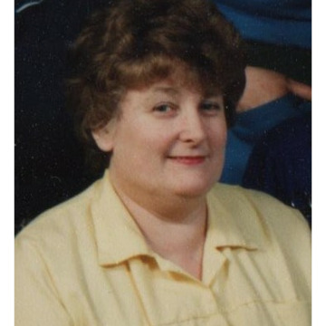 Photo of Patricia HOLMES