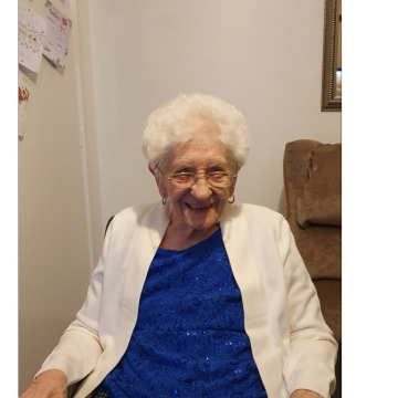 Photo of Evelyn MOWBRAY