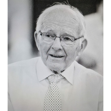 Notice Gallery for Malcolm BREWER