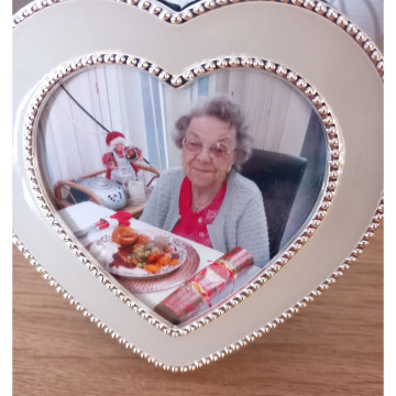 Photo of Betty RICHARDS