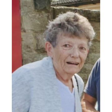 Notice Gallery for Valerie BLAND (NEE) DAVIES