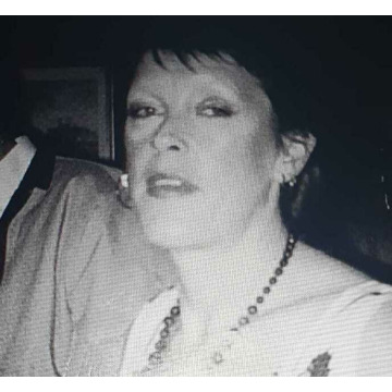 Photo of Elaine Olivia JEREMY