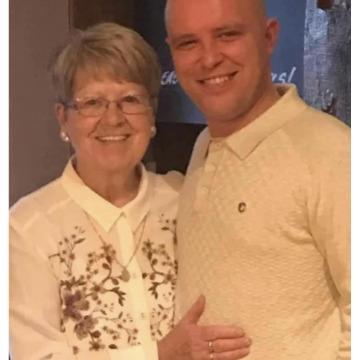 Notice Gallery for Lillian Patricia GARDNER