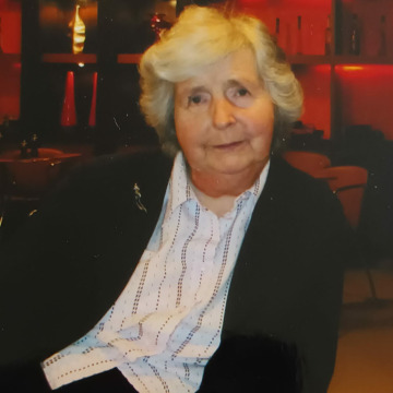 Photo of MAUREEN FORSTER