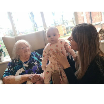 Notice Gallery for Molly (Iris) DANIELS