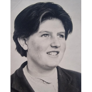 Photo of Kathleen Mary CROSS