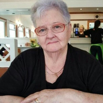 Photo of Eileen KING