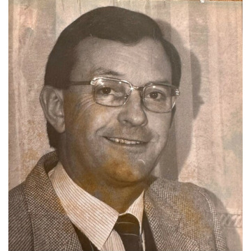 Notice Gallery for Peter Gordon MARSHALL