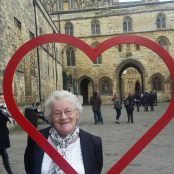 Notice Gallery for Barbara GRAY