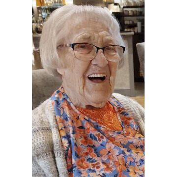 Photo of Cynthia Joan LINGS
