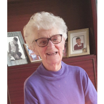 Photo of Yvonne PRESTWOOD