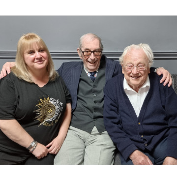 Notice Gallery for James THOMAS