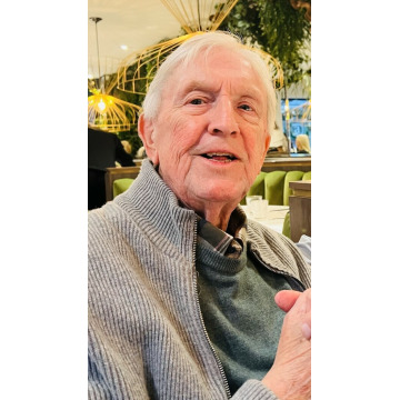 Photo of Allan MACLEAN